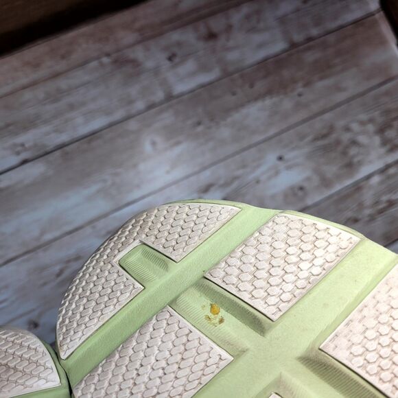 On Running Cloudmonster Sneakers Womens Size 7.5 Glacier Grey Meadow Green Shoes - Picture 15 of 15